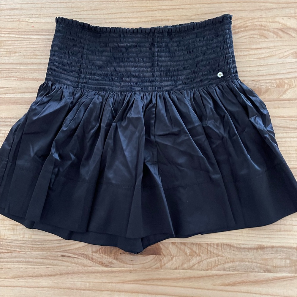 Natural Life shorts